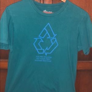volcom t-shirt
